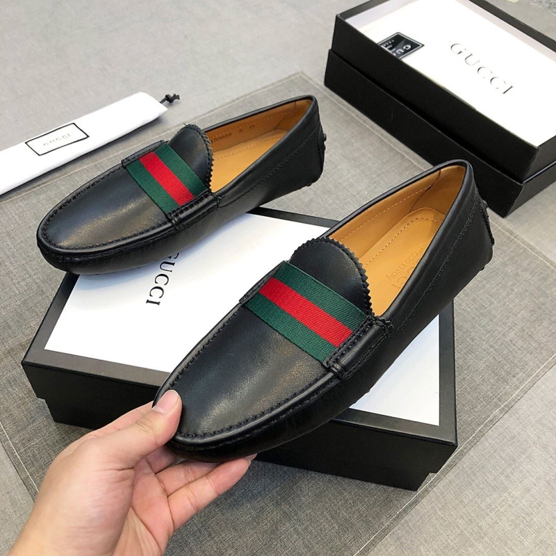 G*u*i leather shoes